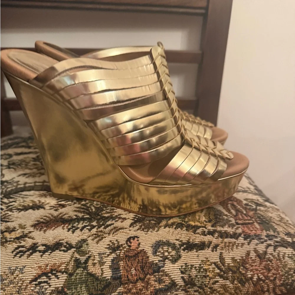 Coach Bristol Gold Mirror Metallic Wedge Sandals Size 7B